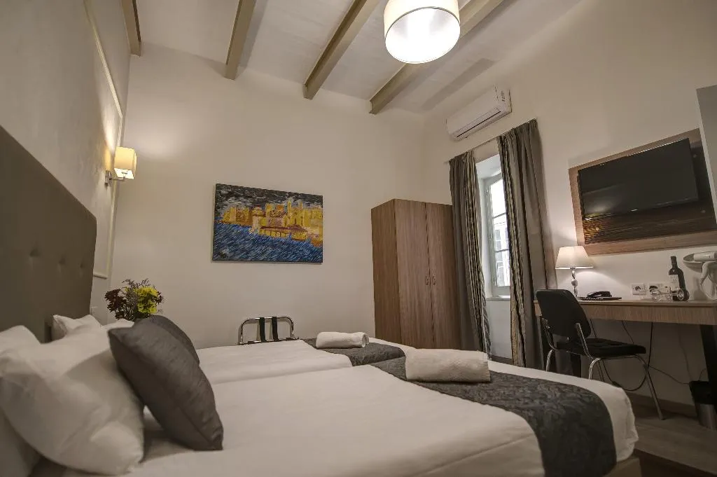 SINGLE STANDARD Room, Europa Hotel Malta, Malta