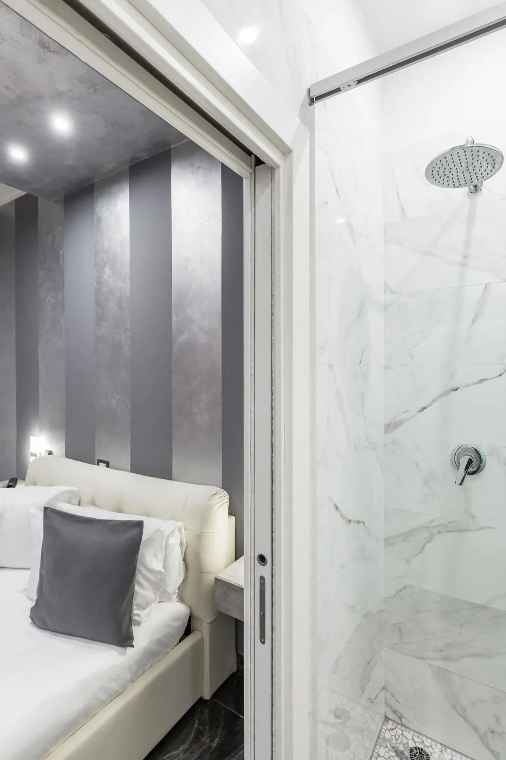 Room, Hotel Palace Napoli, Naples