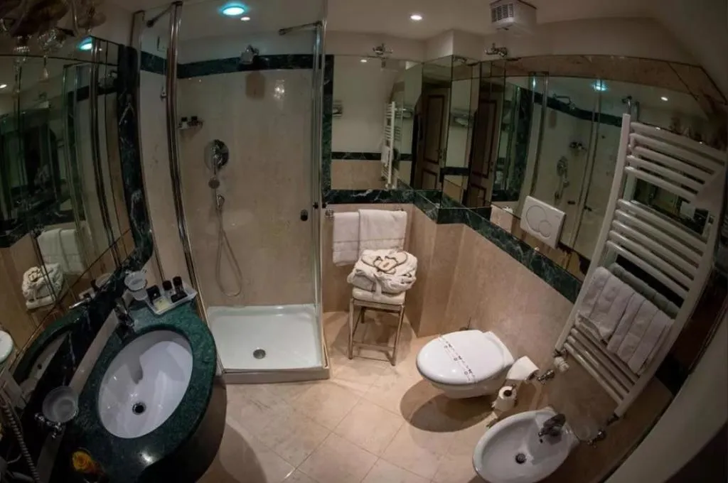 DOUBLE DELUXE Room, Ca' dell'Arte Palace, Venice
