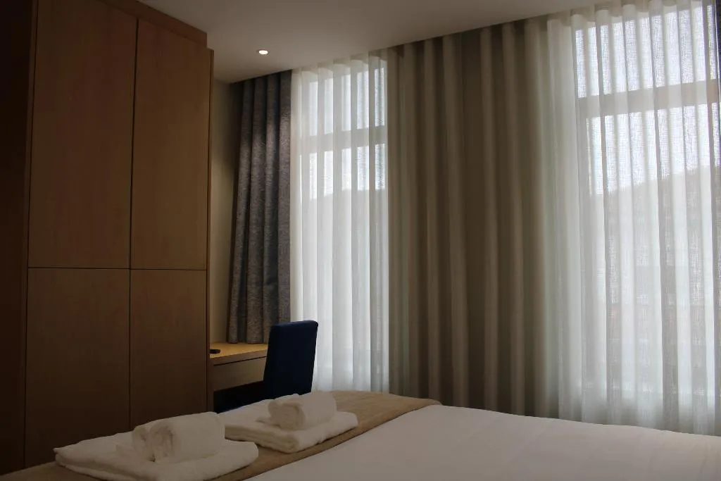 DOUBLE STANDARD Room, Oporto Station Hostel & Rooms, Porto