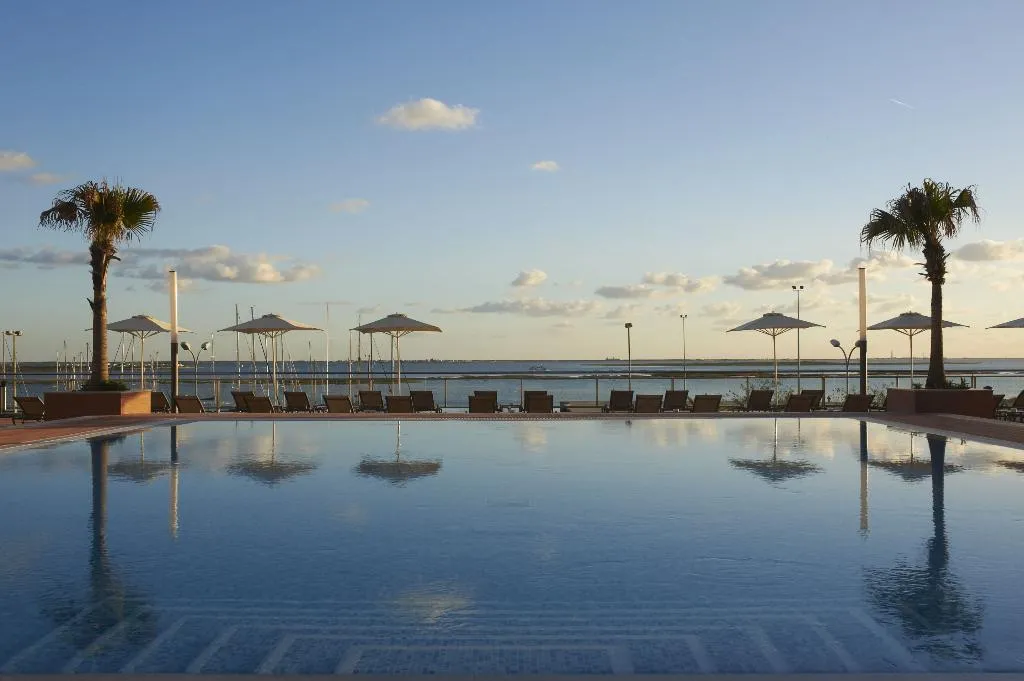 Pool, Real Marina Hotel & Spa, Algarve