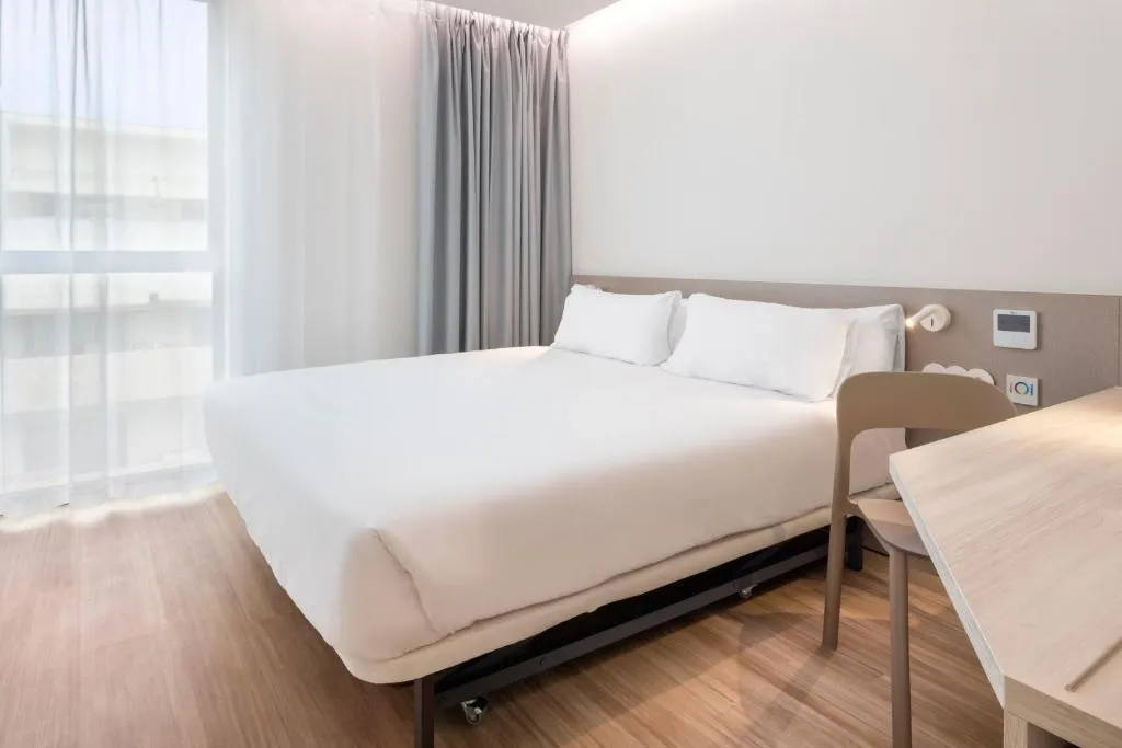 Room, B&B Hotel Santo Tirso, Porto