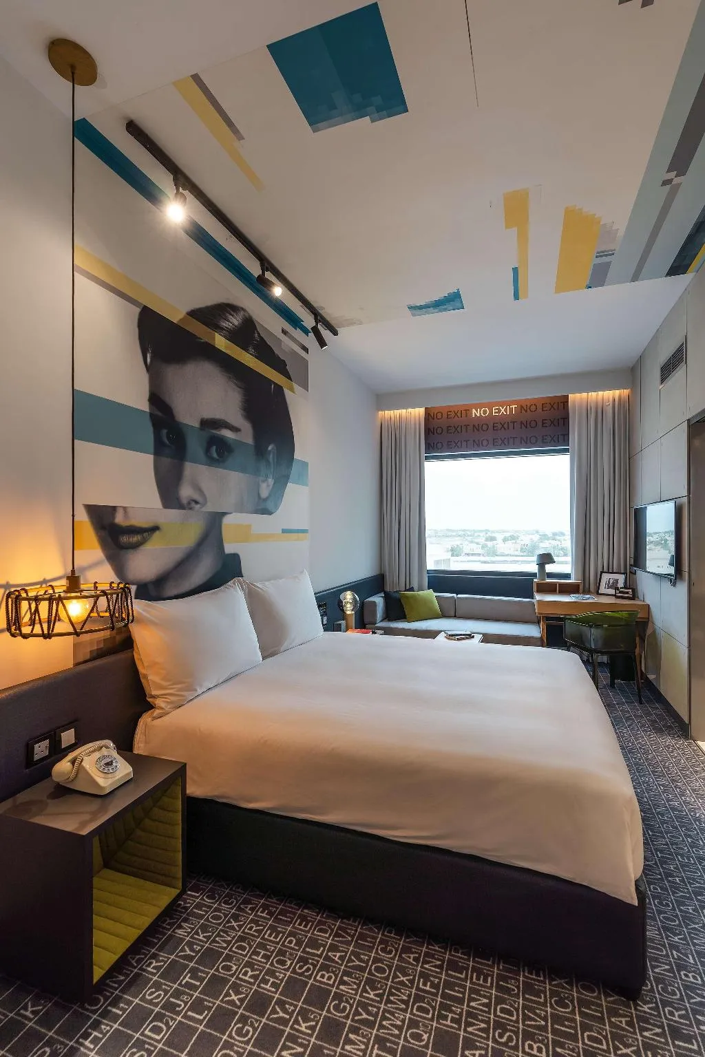 Room, Studio One Hotel, Dubai