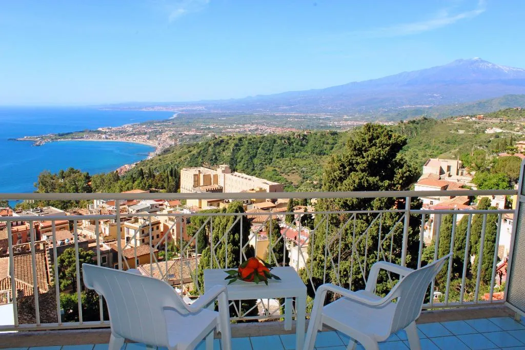 DOUBLE SINGLE USE SEA VIEW WITH BALCONY Room, Mediterranee Hotel, Taormina