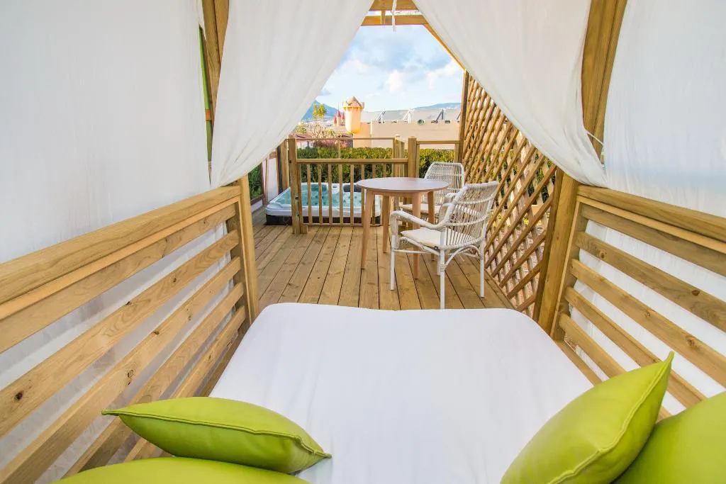 Room, Magic Robin Hood Resort, Costa Blanca
