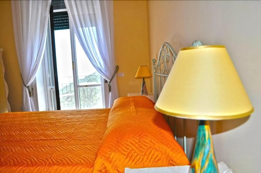 Room, Villa Verde Sul Mare, Naples