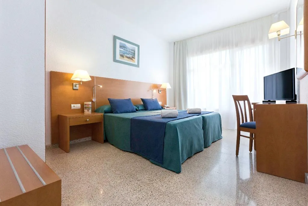 TWIN STANDARD Room, AzuLine Hotel S'Anfora & Fleming, Ibiza