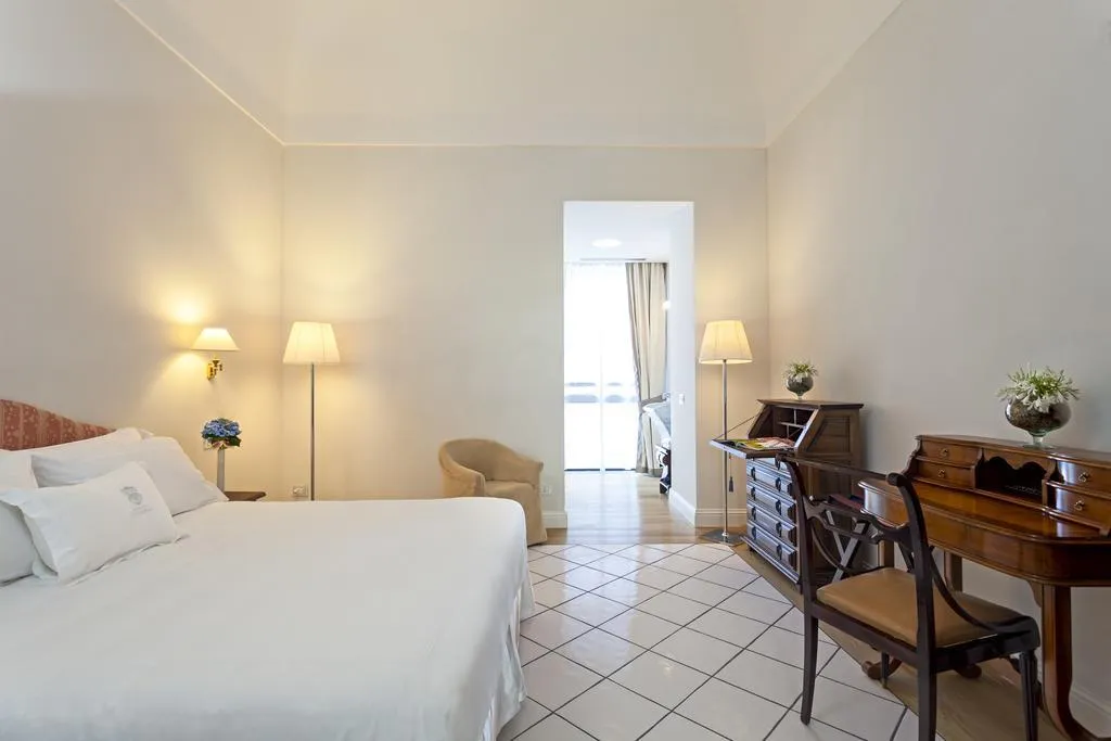 Double or Twin CLASSIC Room, Grand Hotel Cocumella, Naples