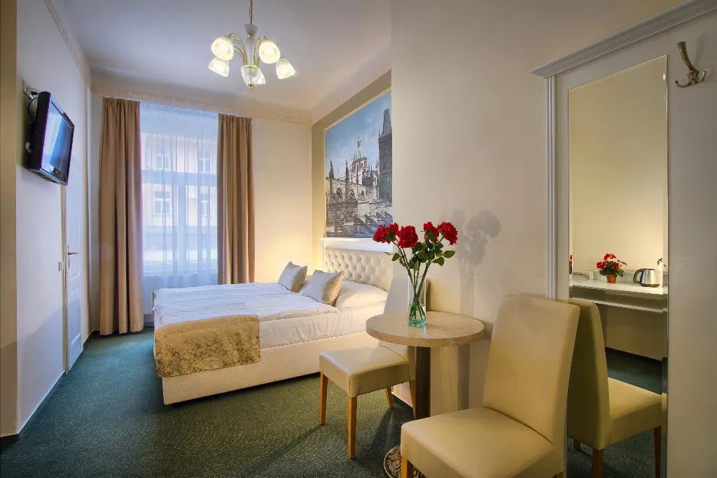 Double or Twin STANDARD Room, Taurus, Prague