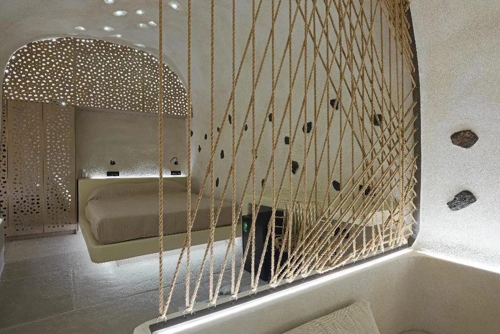 SUITE WITH PRIVATE POOL Room, Andronikos Canaves, Santorini