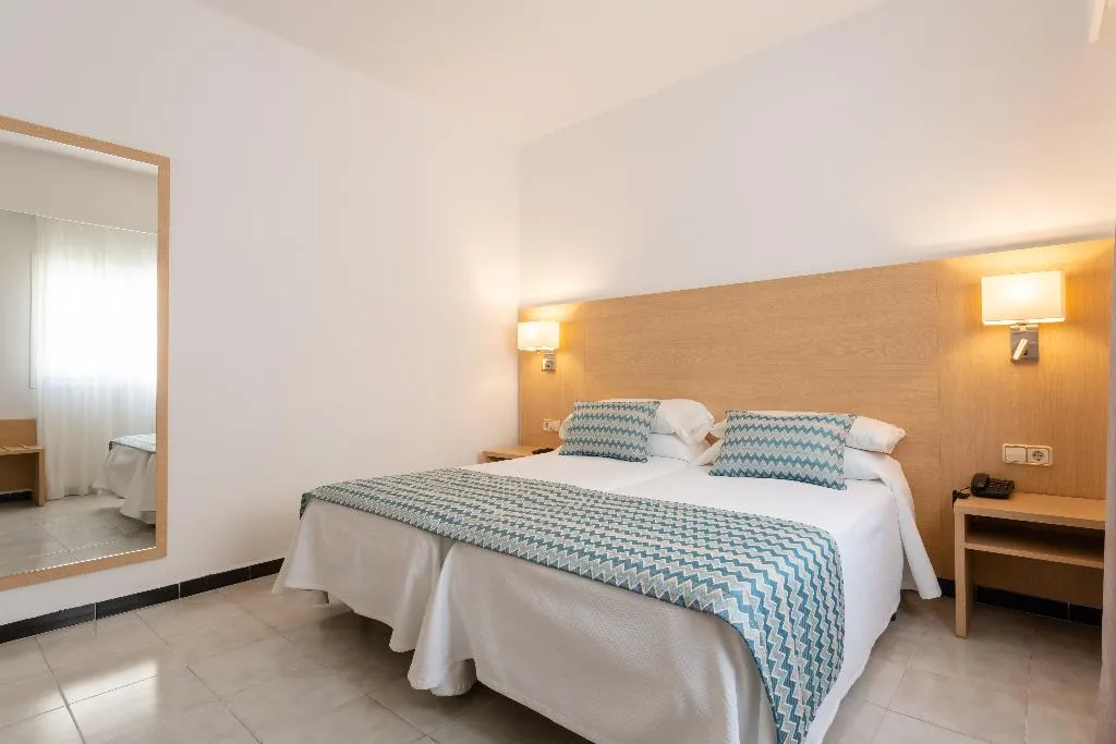 Double or Twin STANDARD Room, Riutort, Majorca