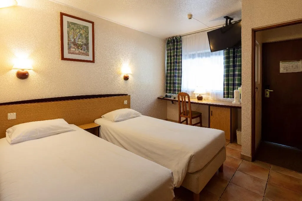 TWIN STANDARD Room, Campanile Setubal, Lisbon