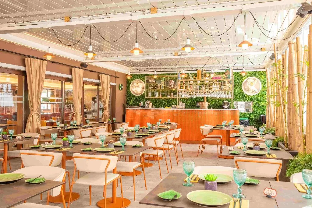 Restaurant, VIP Executive Picoas, Lisbon