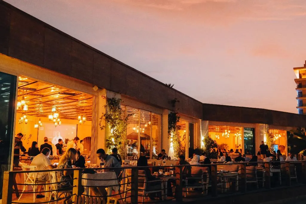 Restaurant, Dubai Marine Beach Resort & Spa, Dubai