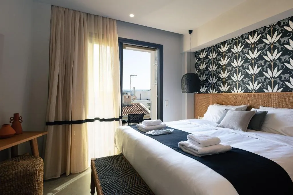 Room, Chapter 02 Gallery Suites, Crete