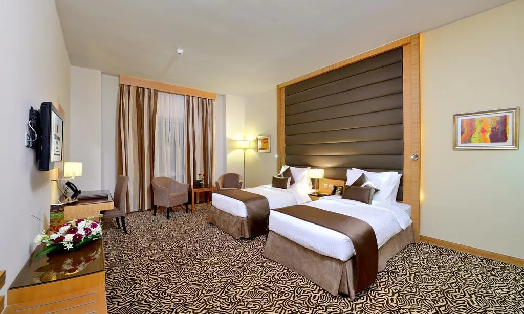 TWIN SUPERIOR Room, Copthorne Hotel Sharjah, Dubai