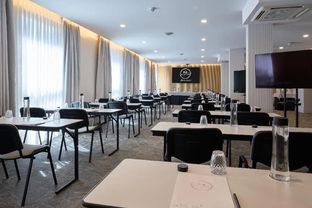 Conferences, Puerta de Toledo, Madrid