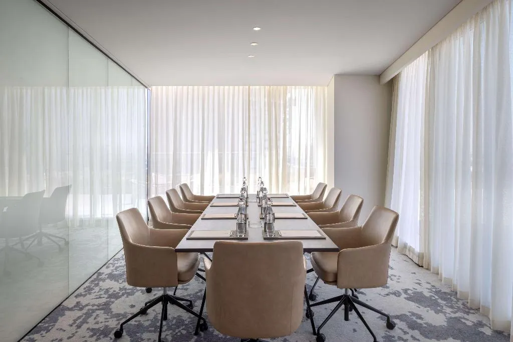 Conferences, Avani Plus Palm View Dubai Hotel and Suites, Dubai