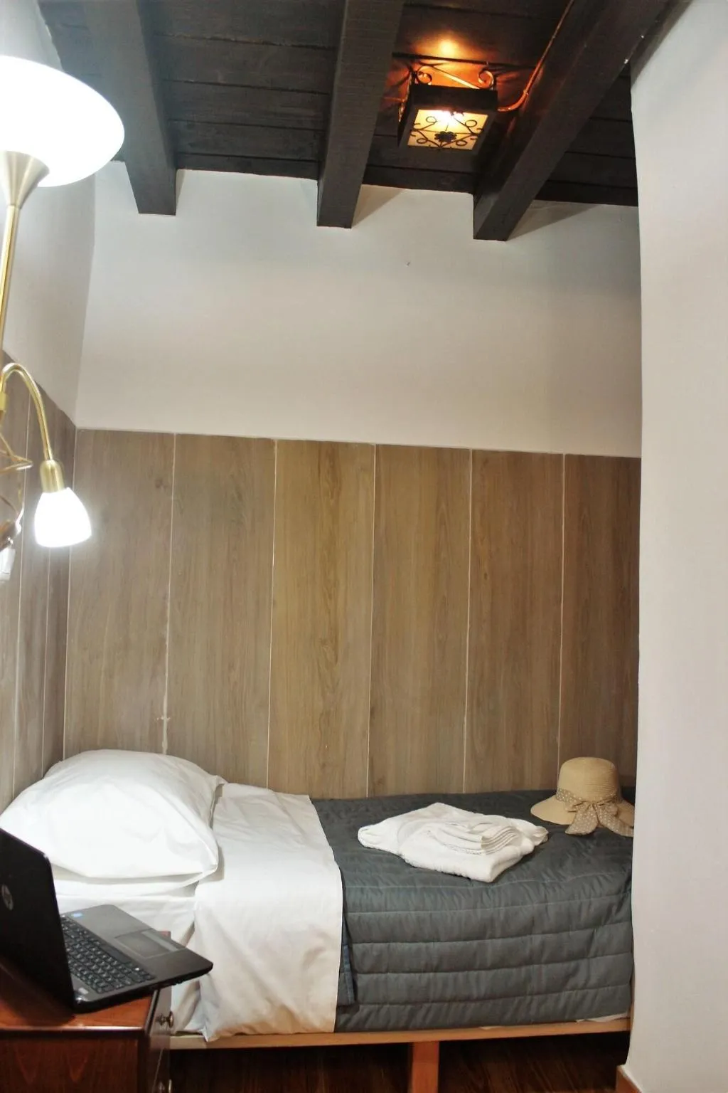 Room, Bozzali, Crete