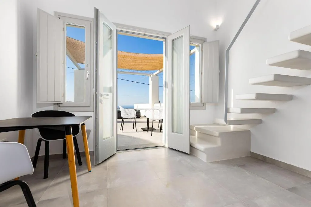 Room, Serapias Suites, Santorini