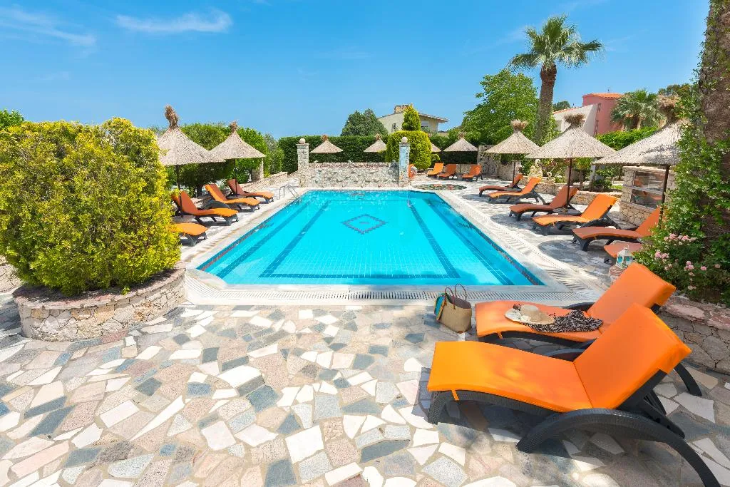 Pool, Elefteria Apts, Rhodes