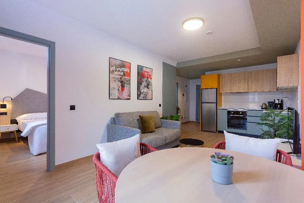 APARTMENT TWO BEDROOMS Room, Sholeo Lodges Las Palmas Flats, Gran Canaria