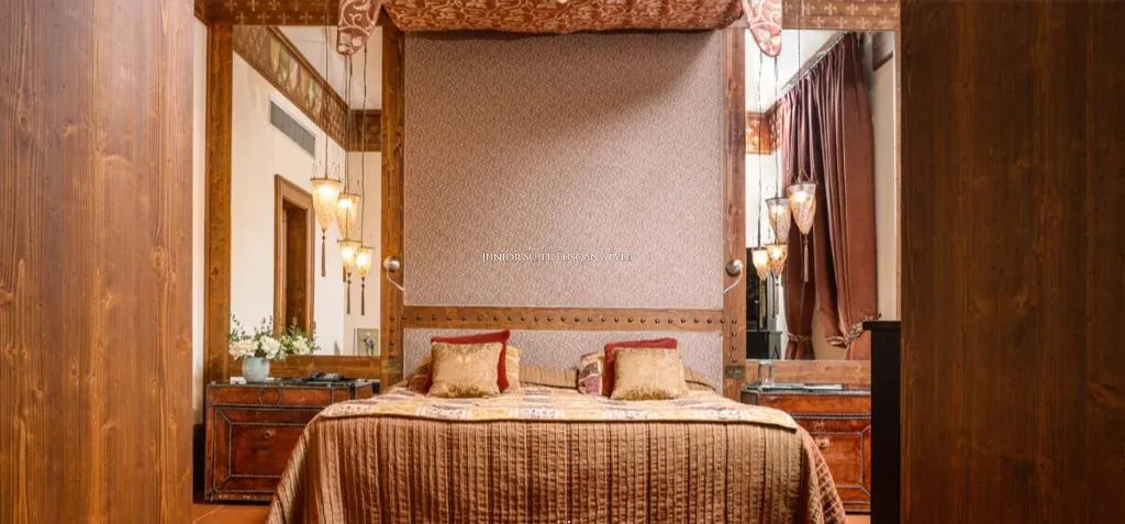JUNIOR SUITE STANDARD Room, Bernini Palace, Florence