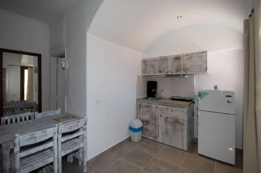 Room, Orfeas Apartments, Santorini