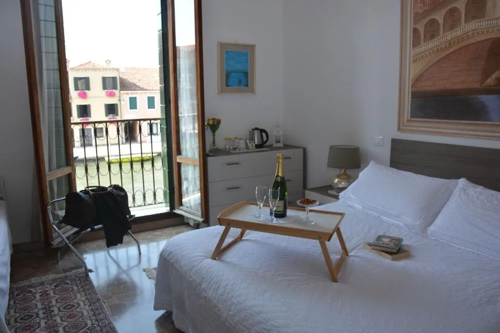 Room, Venice My Friends Canal View, Venice