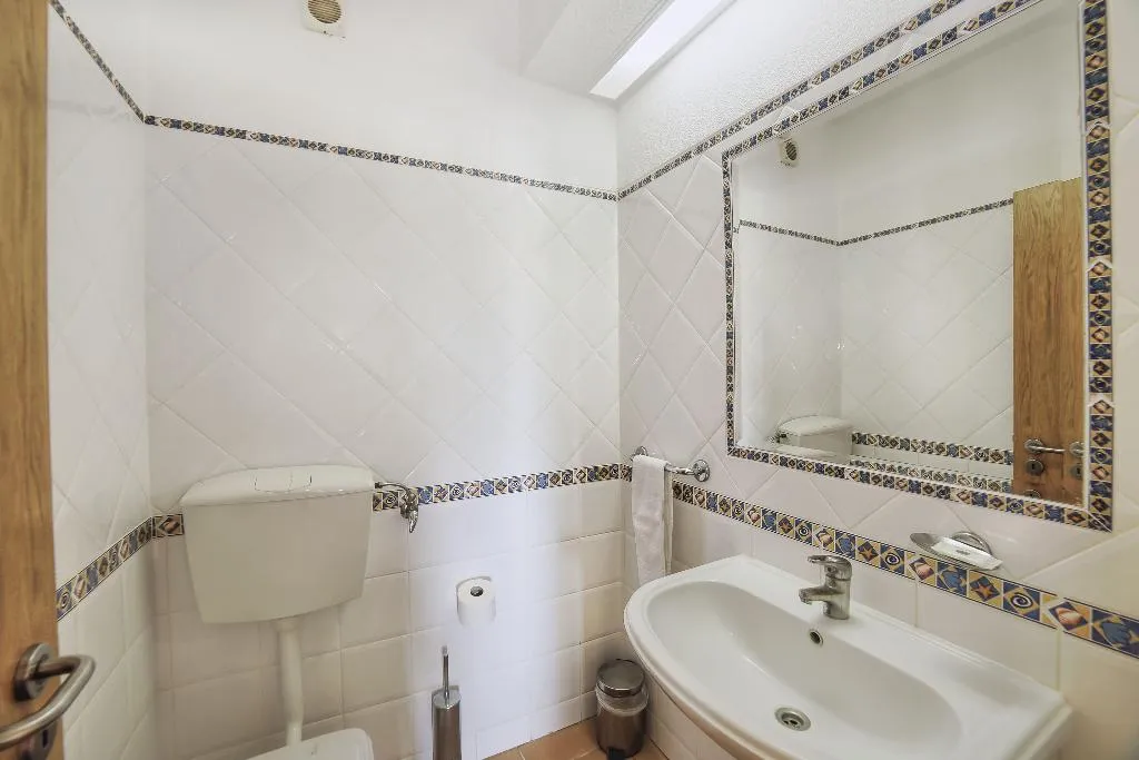 VILLA THREE BEDROOMS Room, Parque Monte Verde, Algarve