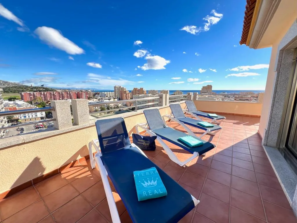 APARTMENT TWO BEDROOMS WITH TERRACE Room, Mediterraneo Real, Costa Del Sol