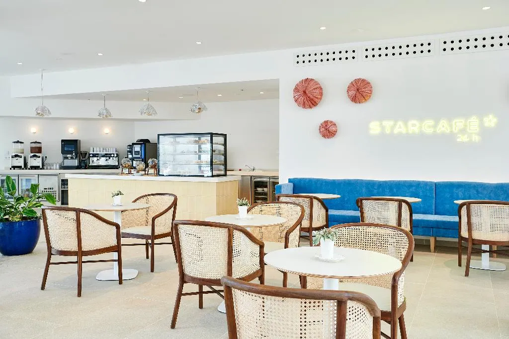 Bar, Iberostar Selection Albufera Park All Inclusive, Majorca