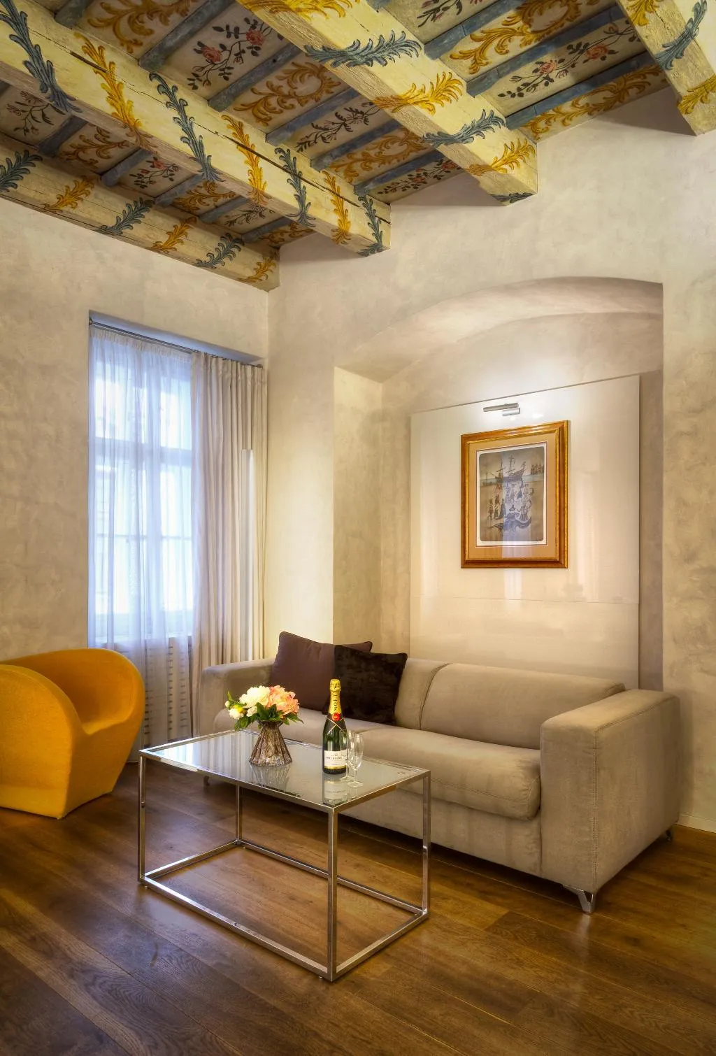 JUNIOR SUITE ONE BEDROOM ONE BATHROOM Room, Three Storks Hotel, Prague