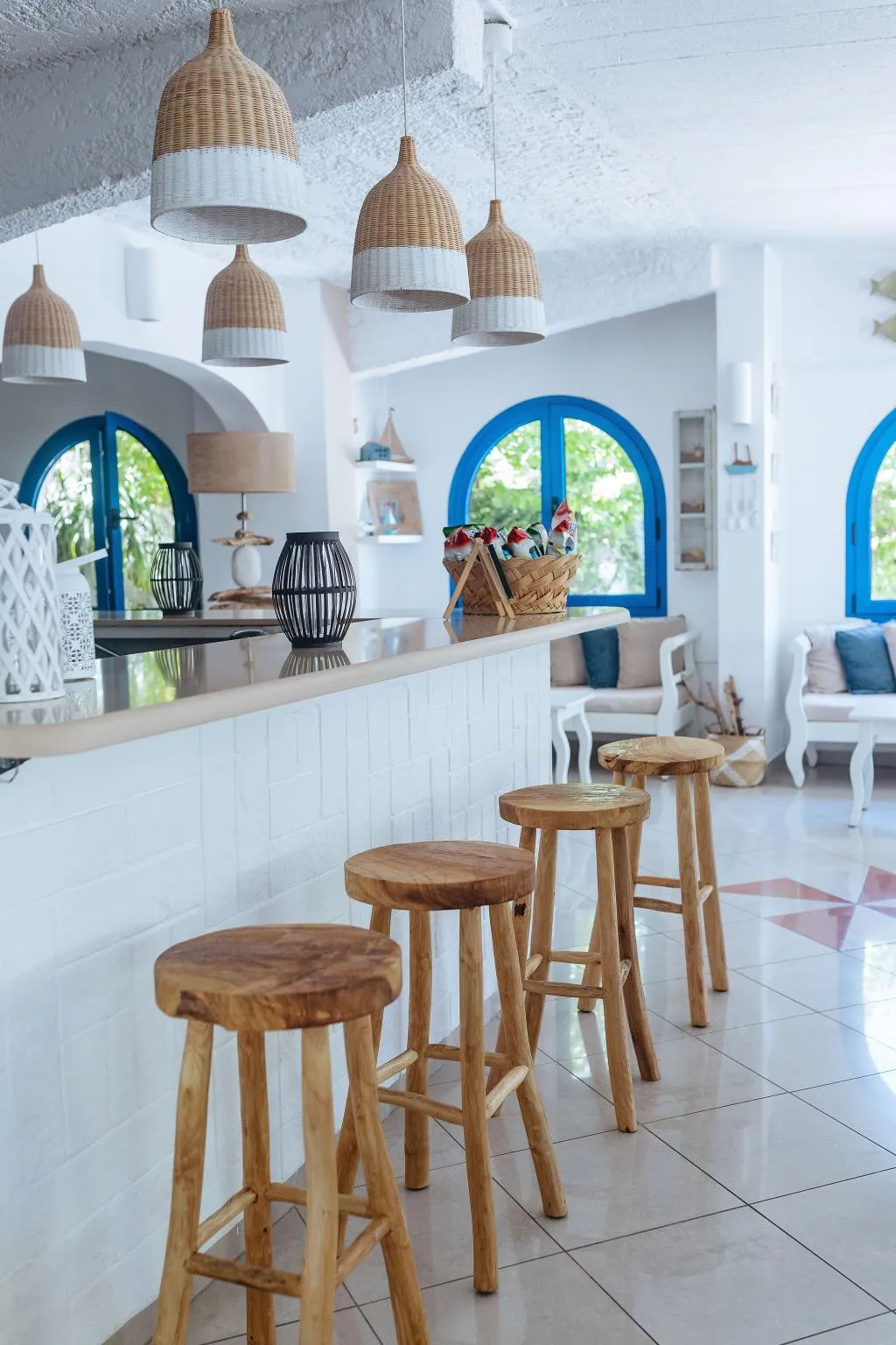 Bar, Nathalie, Rhodes