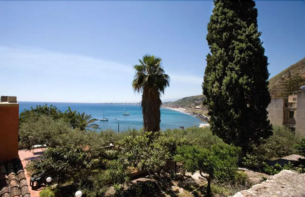 General view, Villa degli Ulivi, Taormina