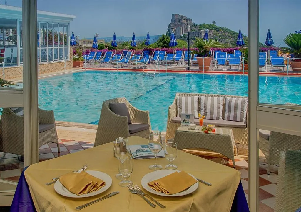 Restaurant, Parco Cartaromana, Naples