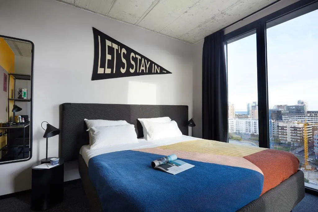 DOUBLE STANDARD Room, The Social Hub Barcelona Poblenou, Barcelona
