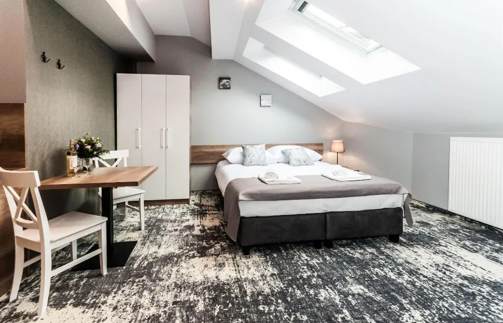 Room, Apartamenty L5, Krakow