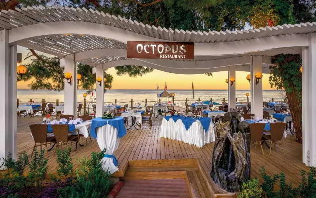 Restaurant, Crystal Aura Aqua Collection, Antalya