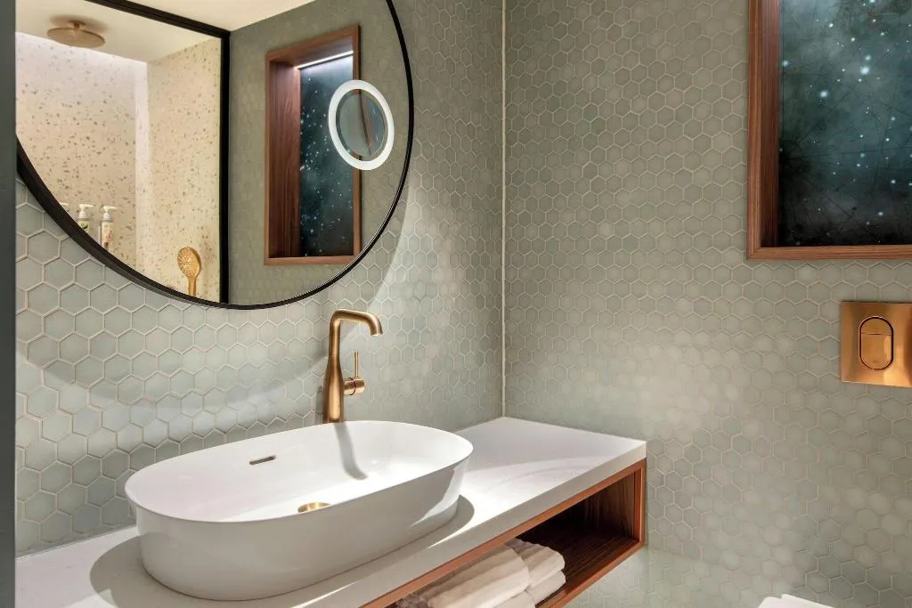 DOUBLE EXECUTIVE Room, Renaissance Amsterdam Hotel, Amsterdam