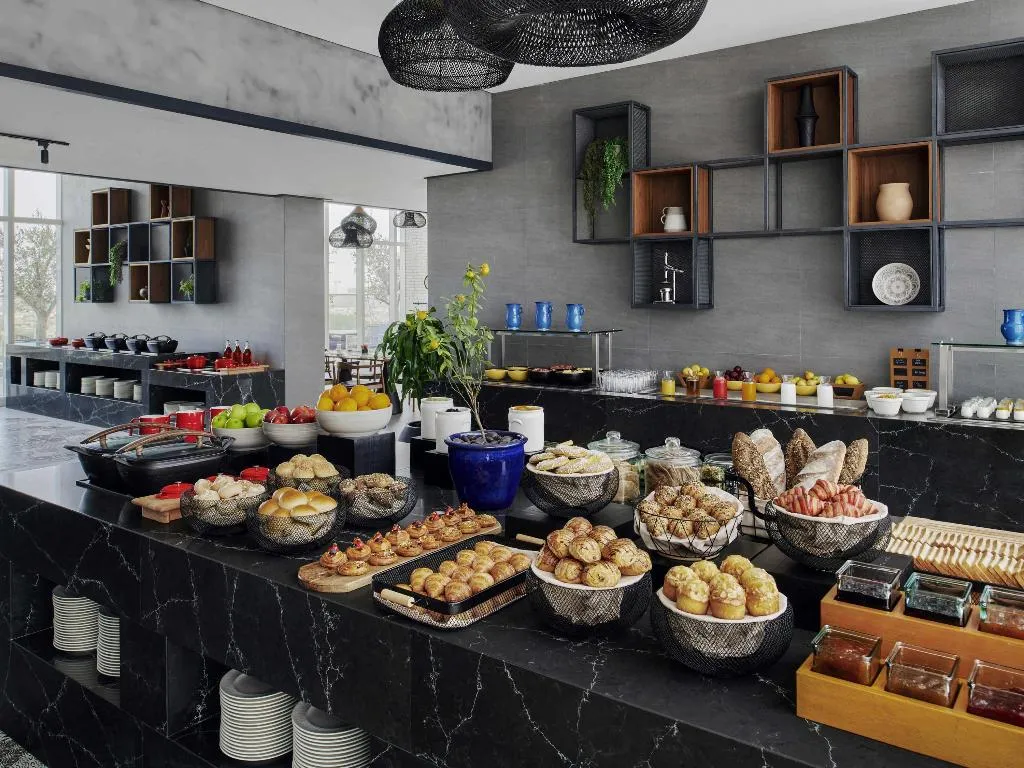 Restaurant, Movenpick Jumeirah Village Triangle, Dubai