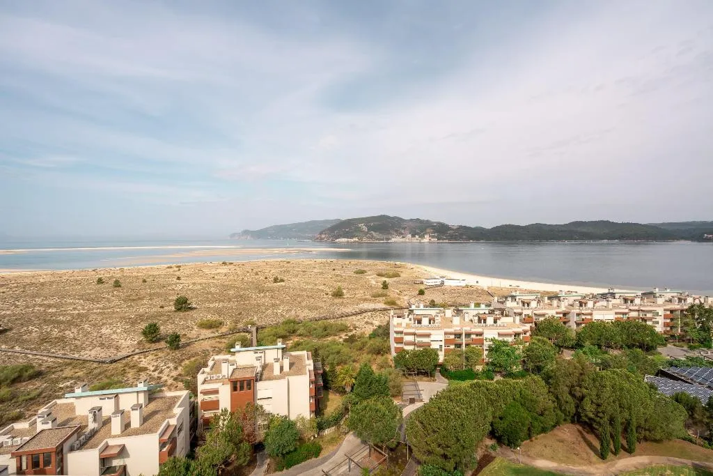 APARTMENT SEA VIEW ONE BEDROOM Room, The Anchor Troia Sea, Lisbon