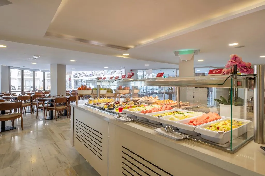 Restaurant, Leonardo Royal Htl Mallorca Palmanova Bay, Majorca