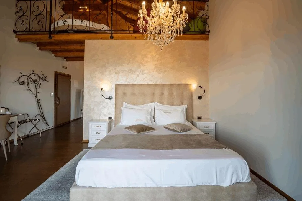 SUITE DELUXE Room, Boutique Hotel Wine Residence Cattunar, Istria
