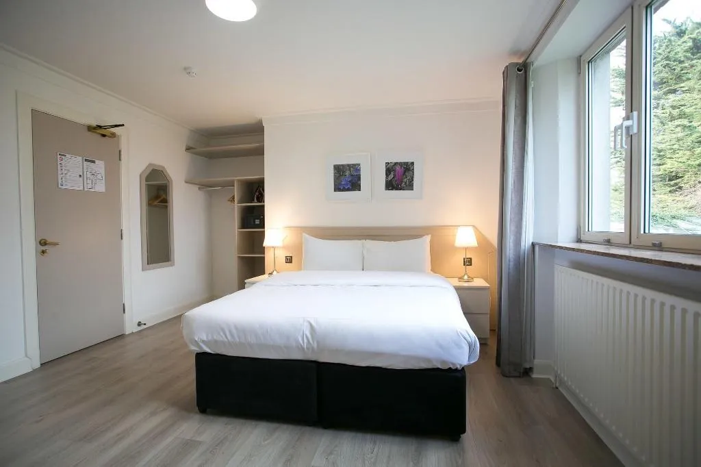 Room, Ballsbridge Townhouse - Merrion Road, Dublin