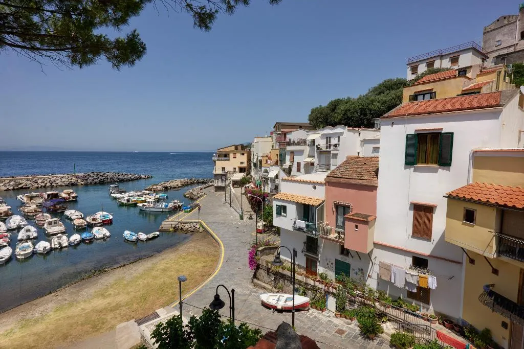 DOUBLE DELUXE Room, Sea Breeze Residence, Naples