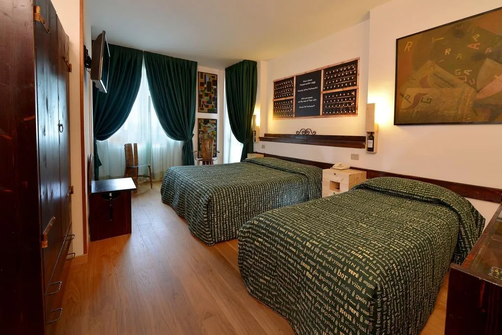 Room, Gio Wine e Jazz Area, Perugia