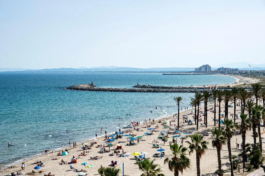 Beach, Hotel Monterrey Roses by Pierre & Vacances, Costa Brava