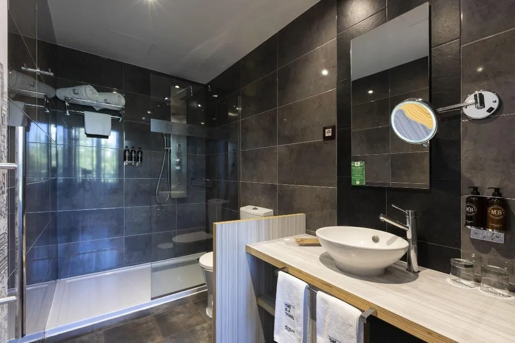 JUNIOR SUITE CITY VIEW Room, Petit Palace Santa Barbara, Madrid