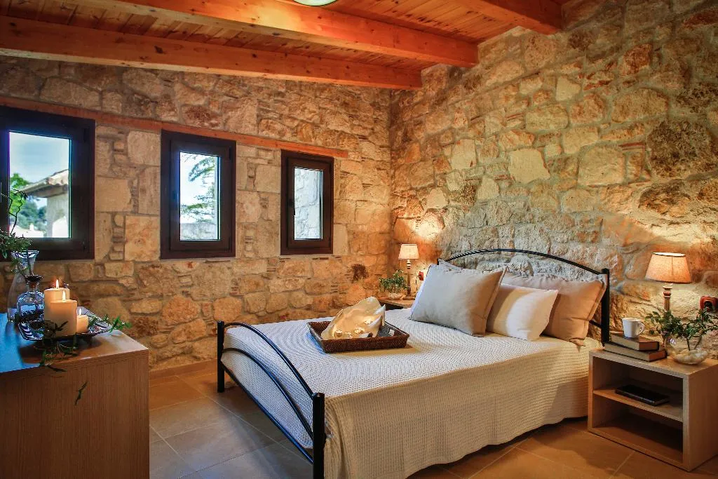 BUNGALOW ONE BEDROOM ONE BATHROOM Room, Stigmes Villas and Suites, Thessaloniki